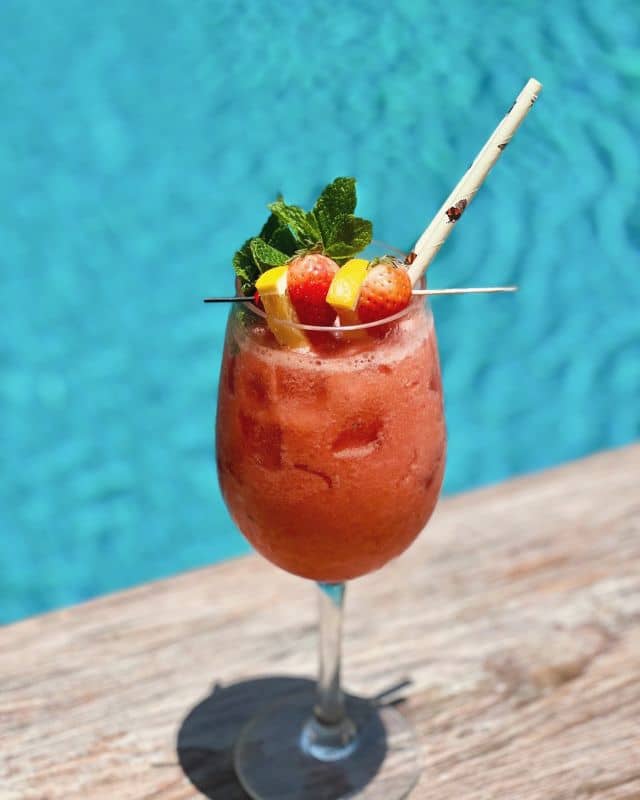 One of the best drinks to beat the heat! Missy Daiquri - A fruity rum-based refreshing cocktail with a beautiful combination of Thai honey mango, strawberries, and citrus⛱⛱☀☀🍹🍹#focsentosa #sentosasg #weekendvibes #beachtherapy #pool #beachvibes #beachlife #beachyvibes #beaching #sunandsand #dayatthebeach #sandytoes #beachfun #feelingbeachy #funinthesun #beachbum #beachlover #rum #craftcocktails #summer #cocktails #summercocktails